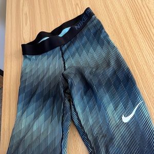 Nike Dry-Fit Capri